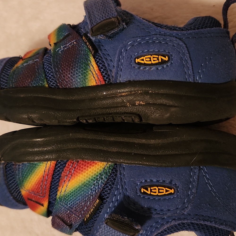 Keen Toddler Blue and Rainbow Sandals Size 7 - Picture 4 of 10
